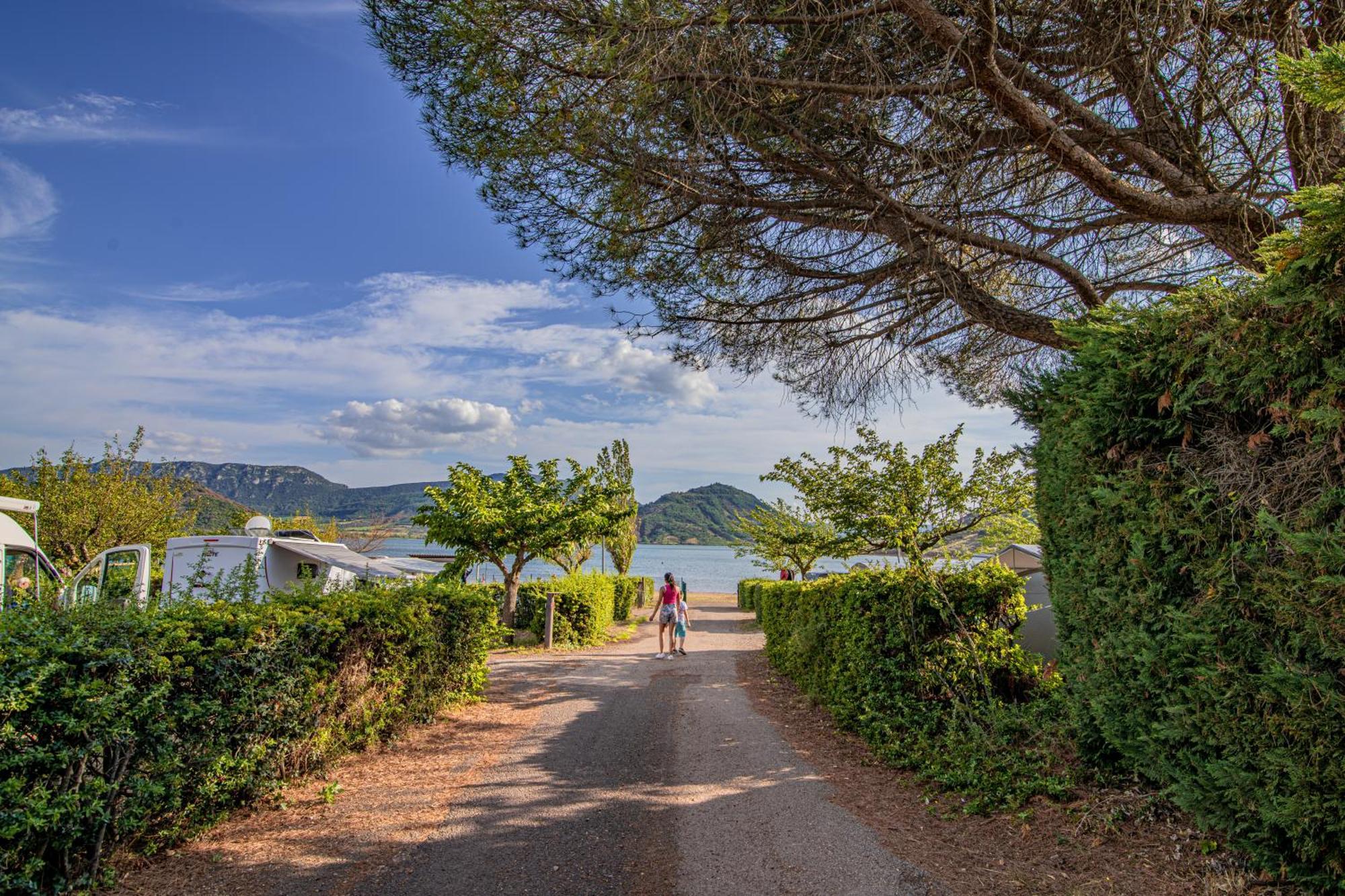 Camping Onlycamp Les Vailhes Lodève 외부 사진